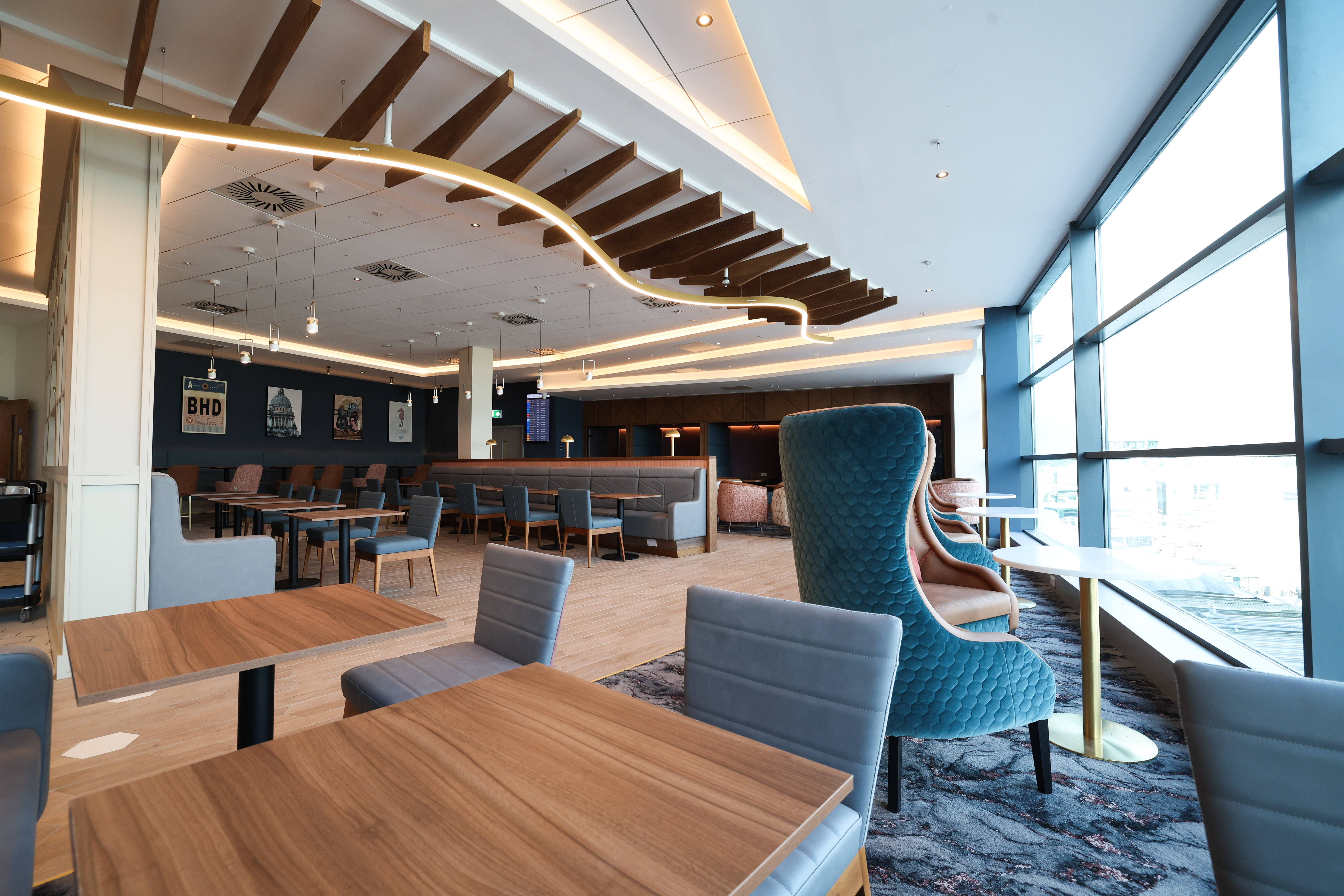 Wide range of comfortable seating options, from highchairs to sofas in the Belfast Aspire Lounge.
